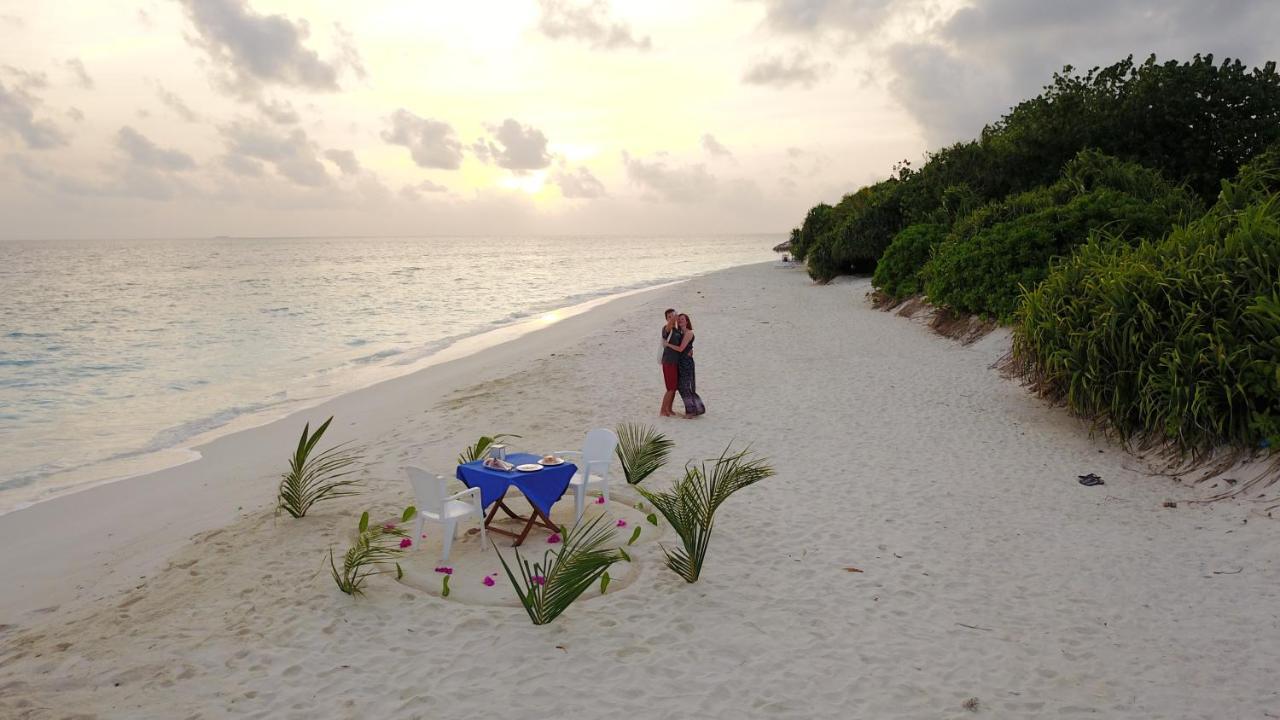 New Moon Village Ukulhas Island Exterior photo